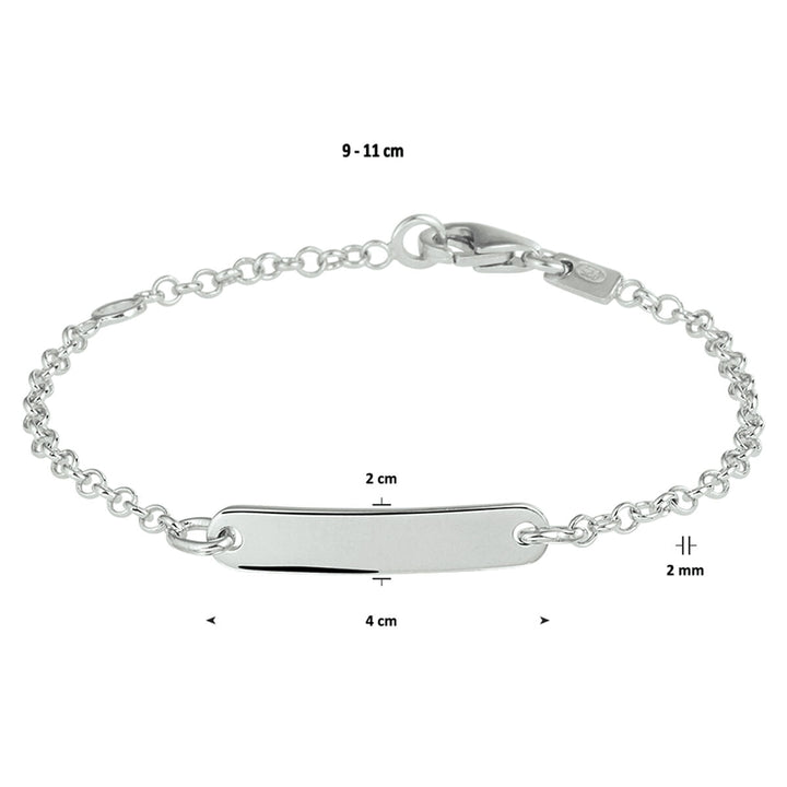 De Van der Kooij Collectie graveerarmband jasseron plaat 4,0 mm zilver gerhodineerd heeft een plaat van 4 cm, verstelbaar in 9-11 cm lengte - perfect als geboortecadeau of persoonlijke graveerarmband voor kinderen.