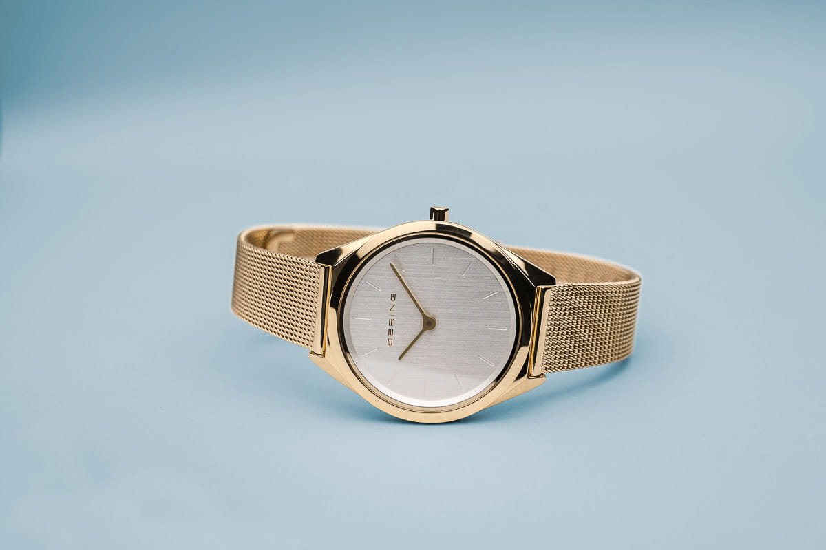 zegarek unisex z srebrną tarczą - 17031-334