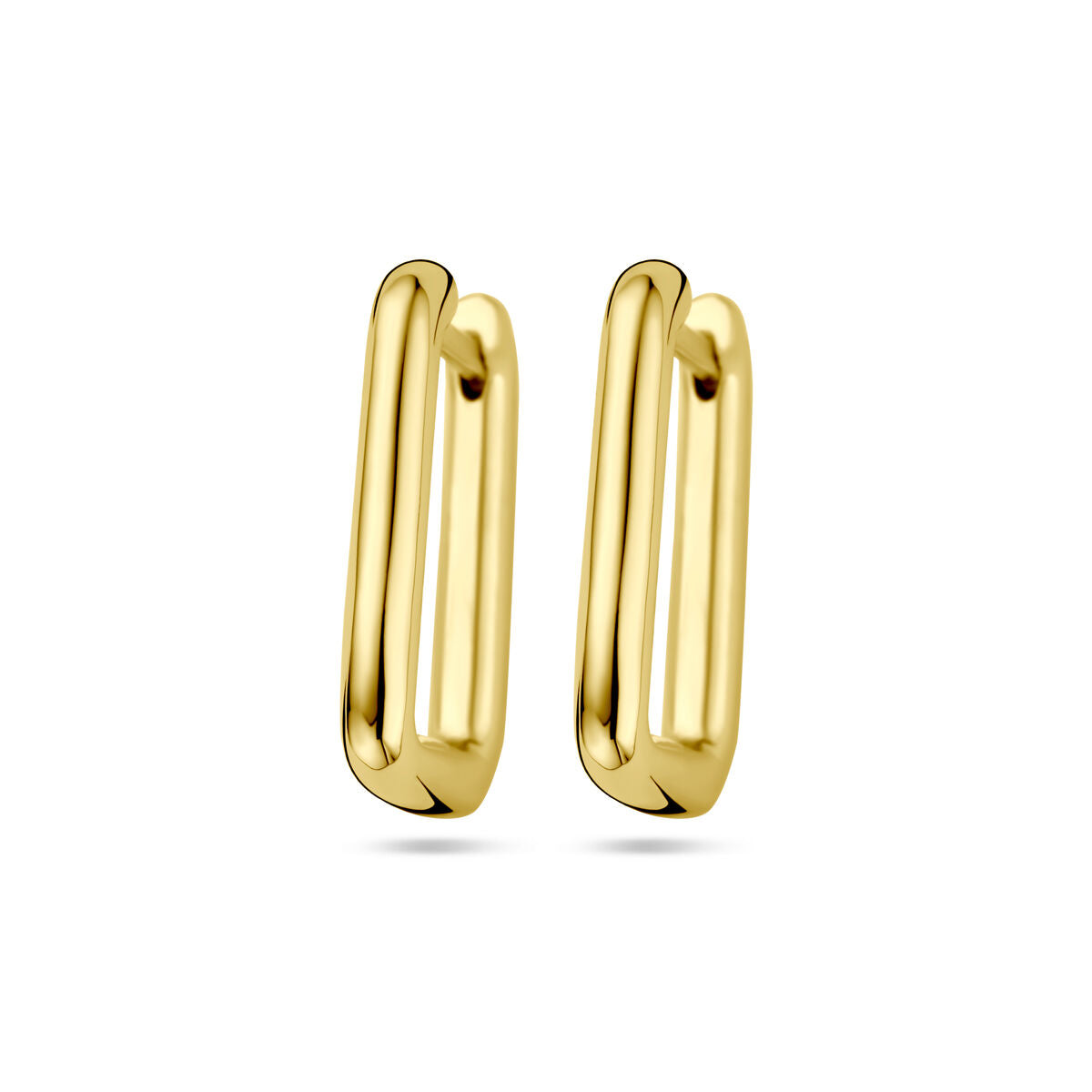 Klapoorringen van 1 micron geel verguld zilver met een strakke, moderne vormgeving.
