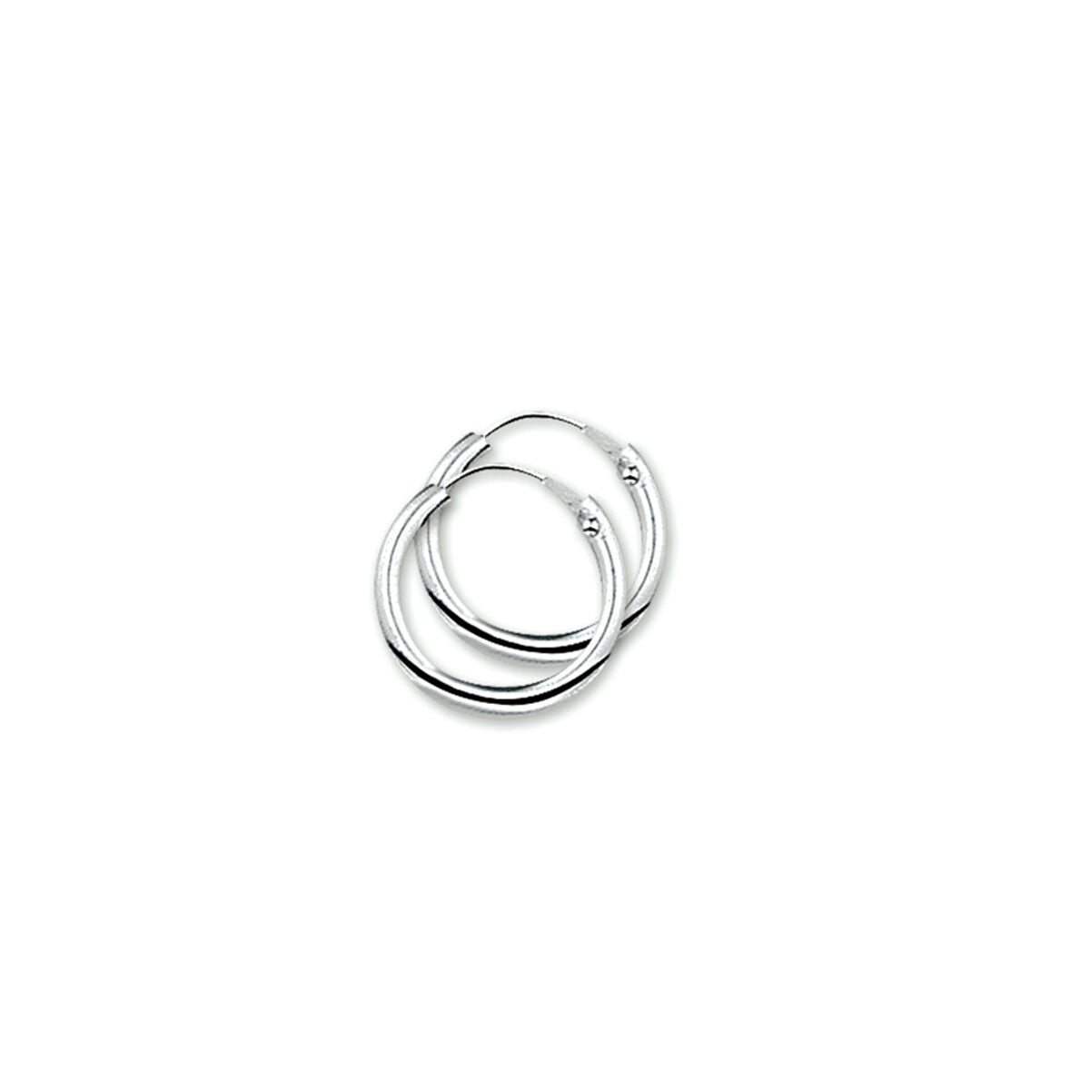 Srebrne kolczyki koła o średnicy 1,8 mm z okrągłą rurką.
