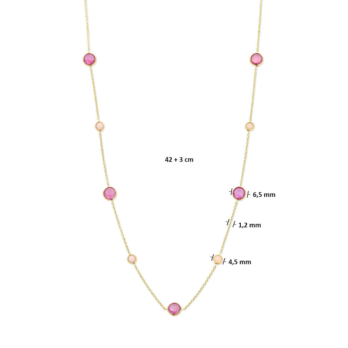 Van der Kooij Collectie collier van 14K geelgoud met roze robijn en roze opaal in diverse maten (6.5, 4.5, 4.2 mm), lengte verstelbaar van 42 tot 45 cm, fraai gepresenteerd op een witte achtergrond.