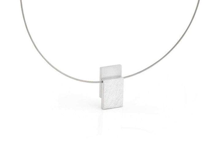 Collier Rechthoekje mat ijsmattering C215