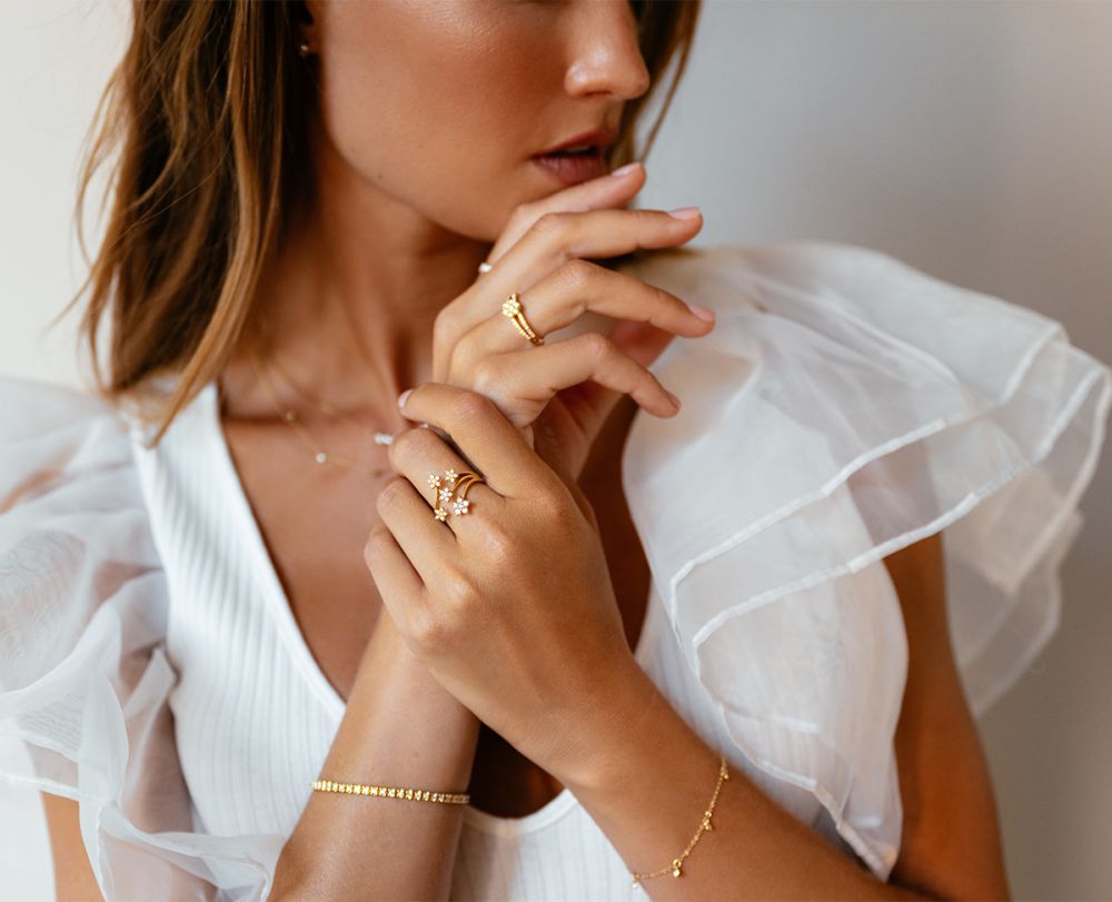 Żółtozłota Bransoletka z 5 Wiszącymi Diamentami 14 Karat, 0,21 crt – 18-19 cm