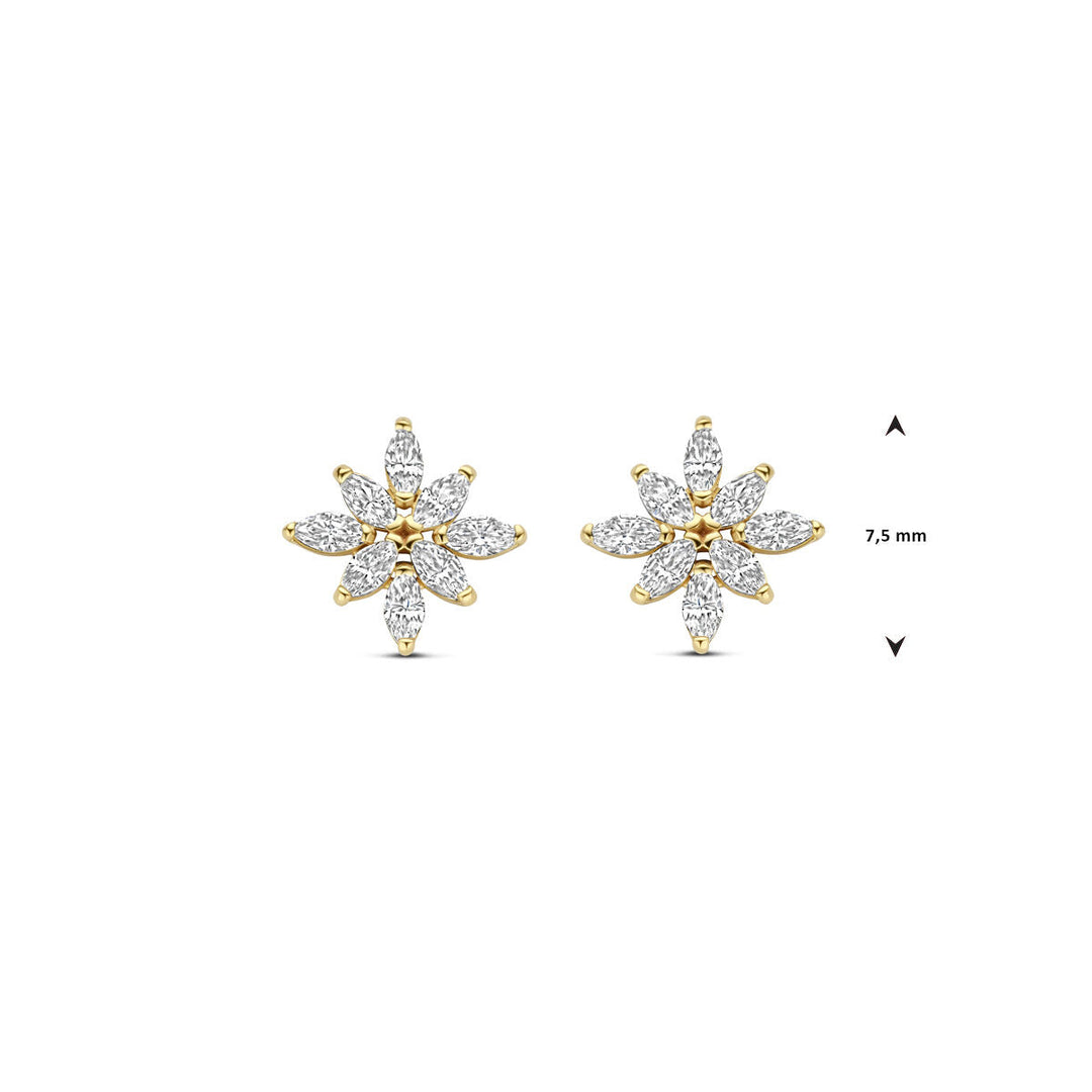 Van der Kooij Collectie oorknoppen zirkoon 7,5 mm: 14K geelgouden bloemvormige studs met marquise geslepen zirkoon.