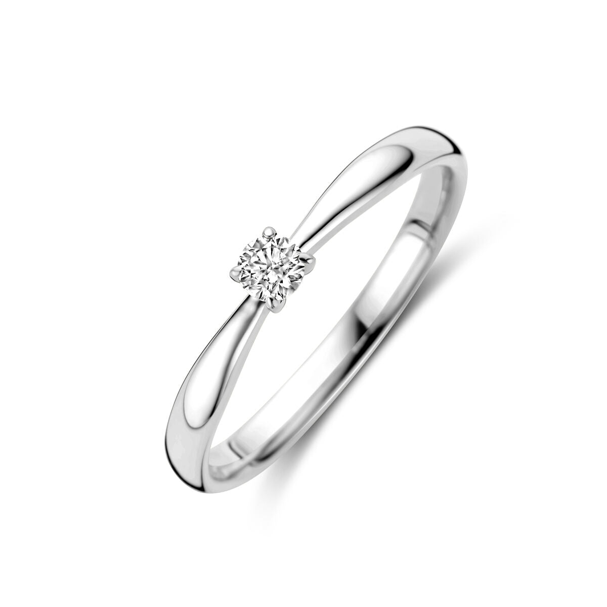 Srebrny pierścionek z diamentem 0,10 ct, wykonany z białego złota 14K, o gładkiej, eleganckiej formie.