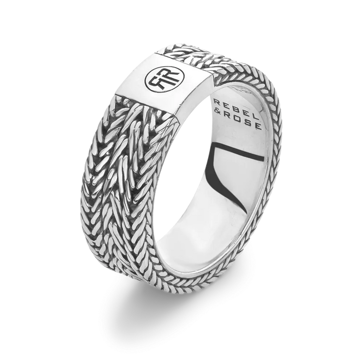 Ring Triton