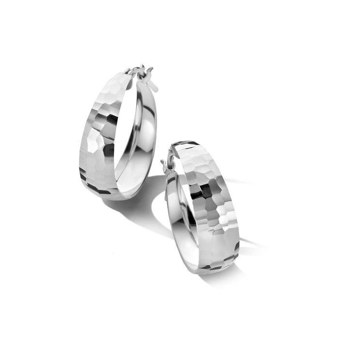 Zilveren oorringen gerhodineerd 7,0 mm breed