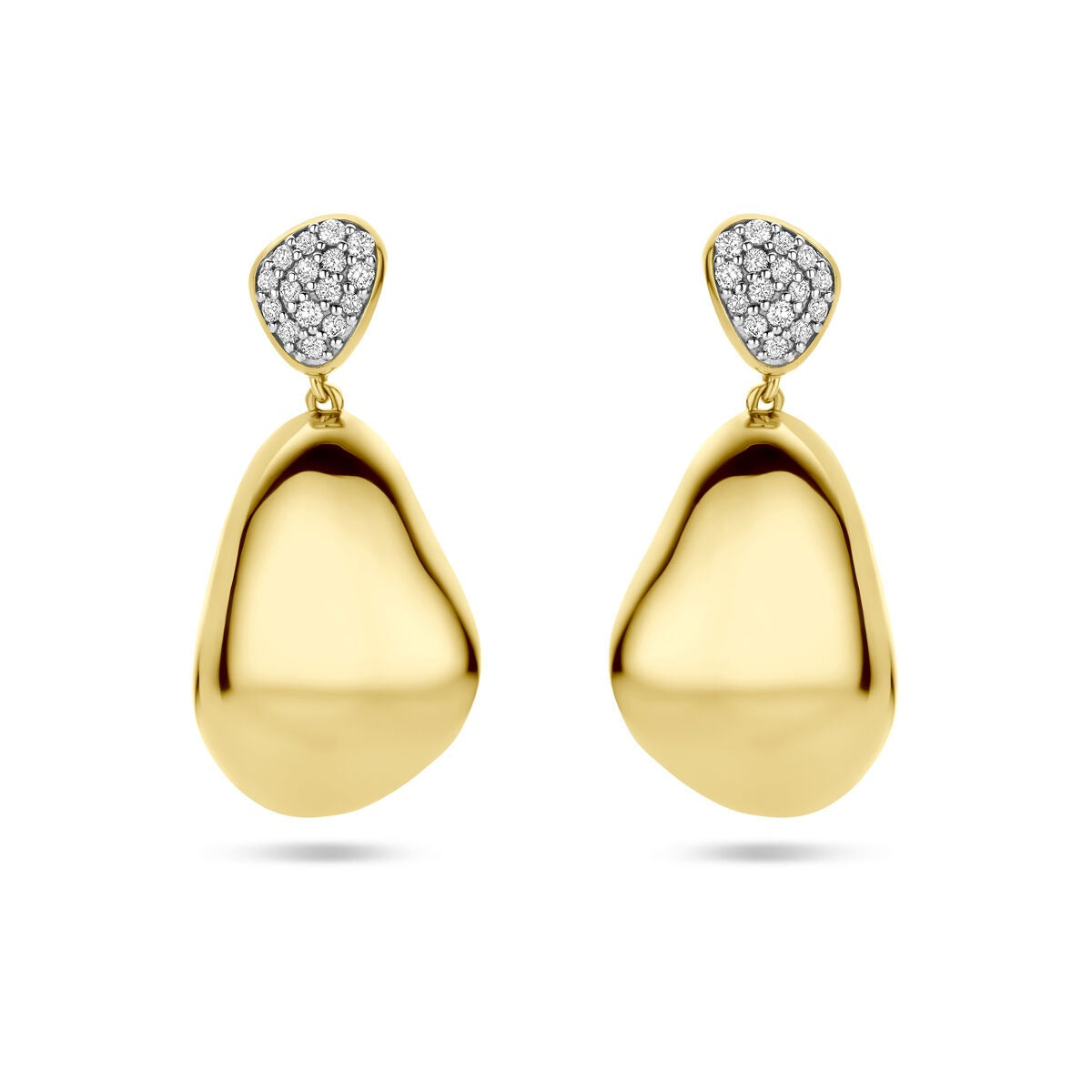 Złote kolczyki z diamentami – 0,20 ct (2x 0,10 ct), o nieregularnym kształcie, długość 27 mm.