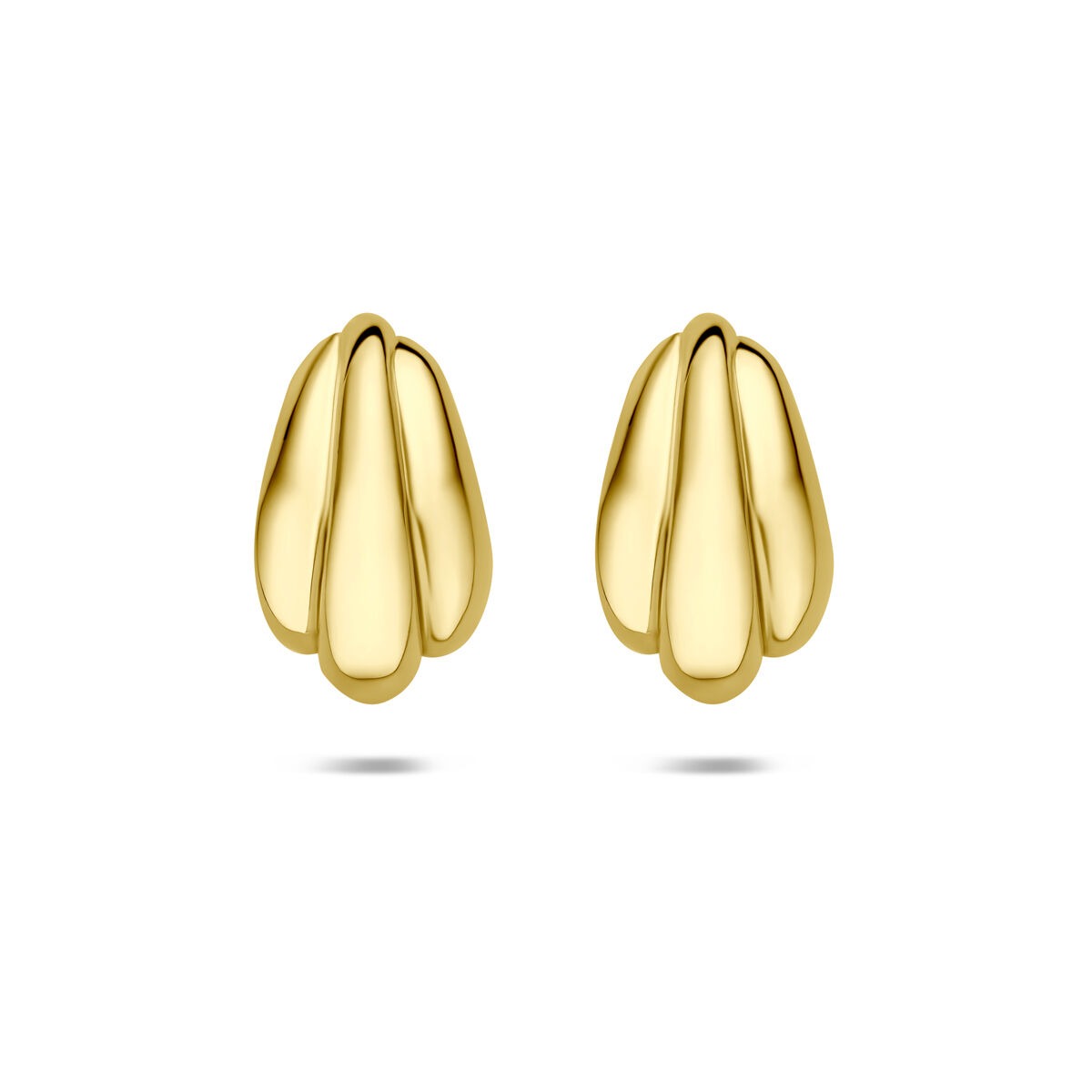 Złote kolczyki o kształcie płatków, wykonane z pozłaconego srebra 925, rozmiar 16,5 x 10 mm.