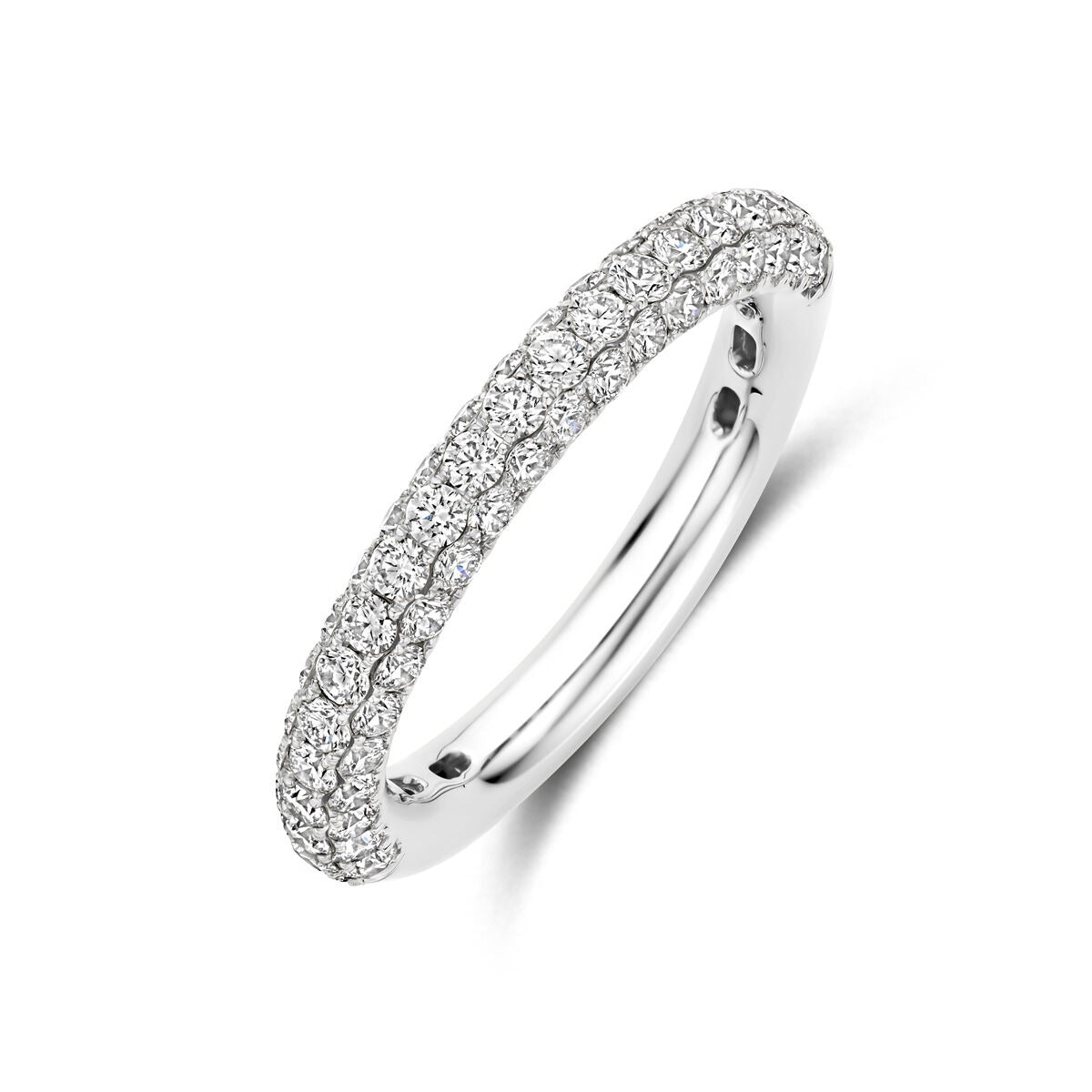 Pierścionek z białego złota 14k, ozdobiony diamentami o łącznej wadze 1,24 ct, o gładkiej formie.