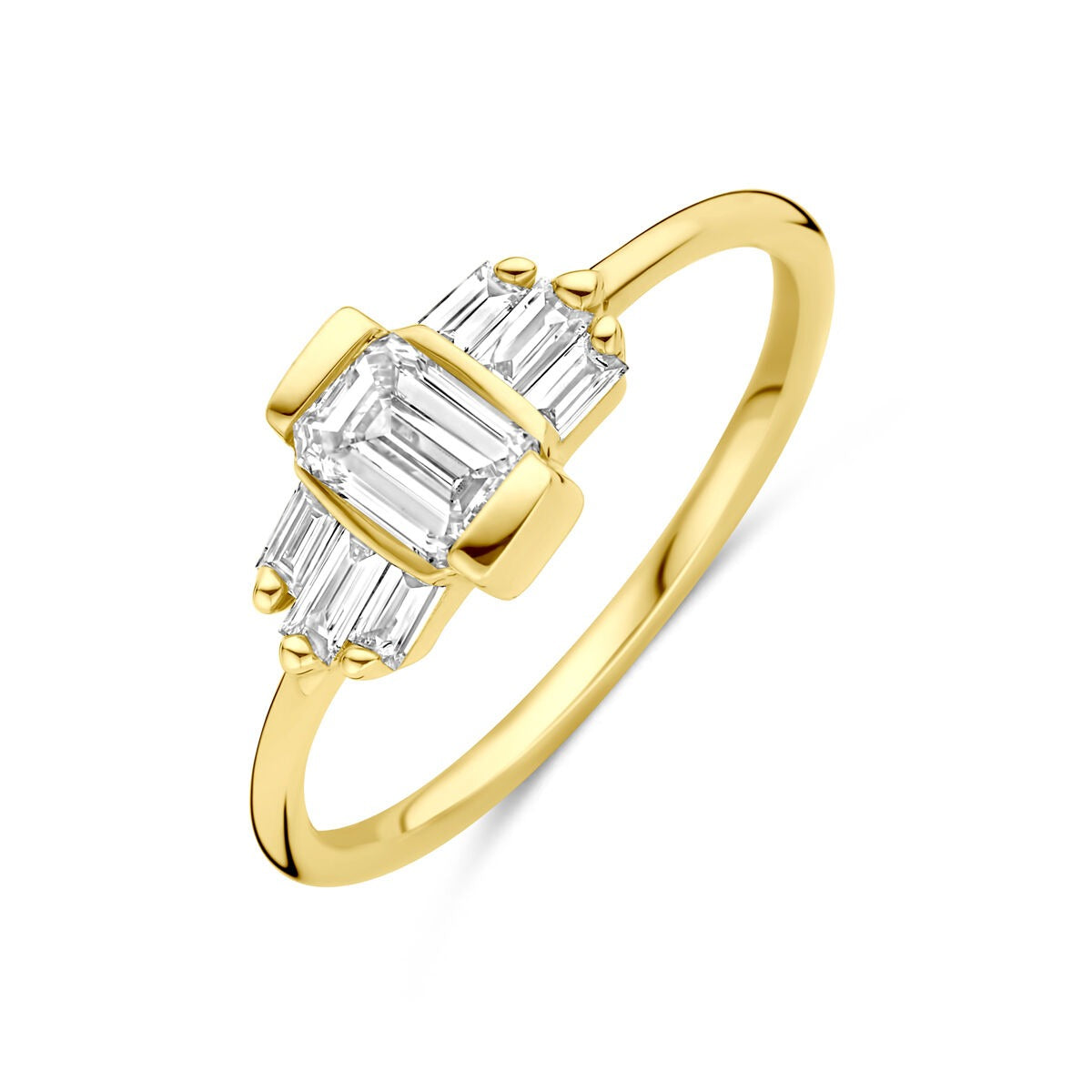 Pierścionek damski z 14k żółtego złota, szerokość 7 mm, z 0,64 ct diamentem lab-grown.