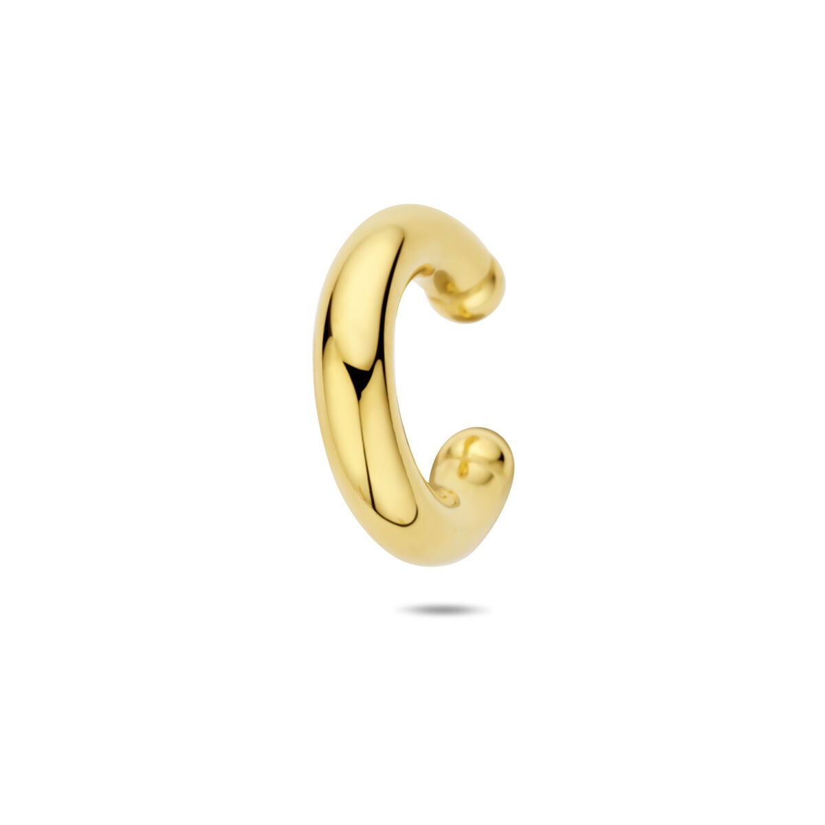 Złoty ear cuff o gładkiej powierzchni, w kształcie łuku, o wymiarach 18 x 4 mm.