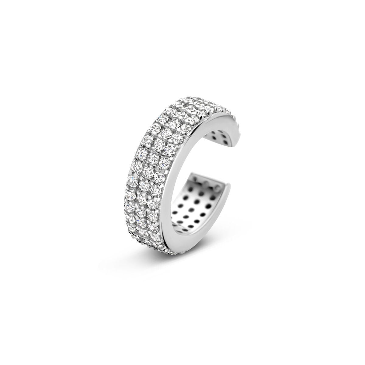 Srebrny ear cuff z cyrkoniami, pokryty rhodium, o gładkiej powierzchni i delikatnym wzorze.