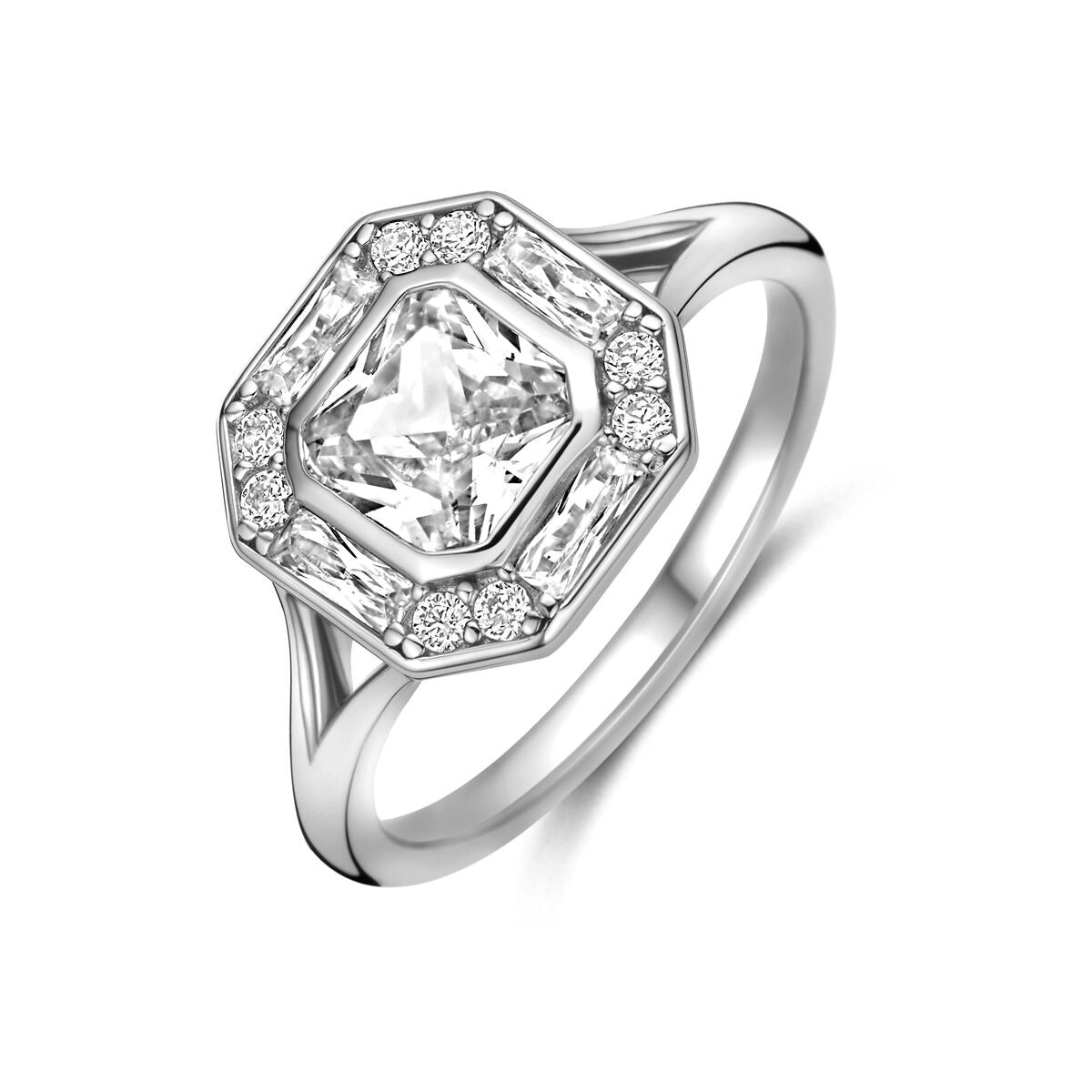 Gerhodineerde 925 zilveren ring met een octagonale zirkonia in het midden en een entourage van kleinere zirkonia's.