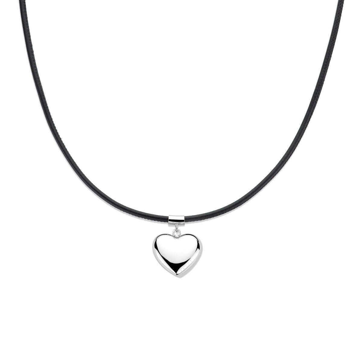 Gerhodineerd zilveren collier met een glanzend hartje en een zwart koord.