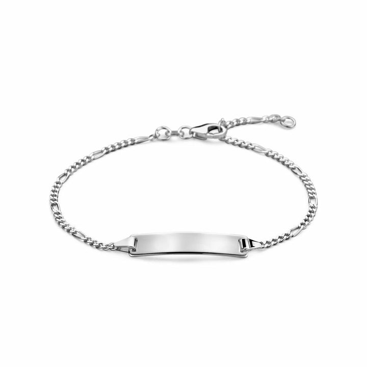 Zilveren dames graveerarmband met rechthoekige plaat en figaro schakel