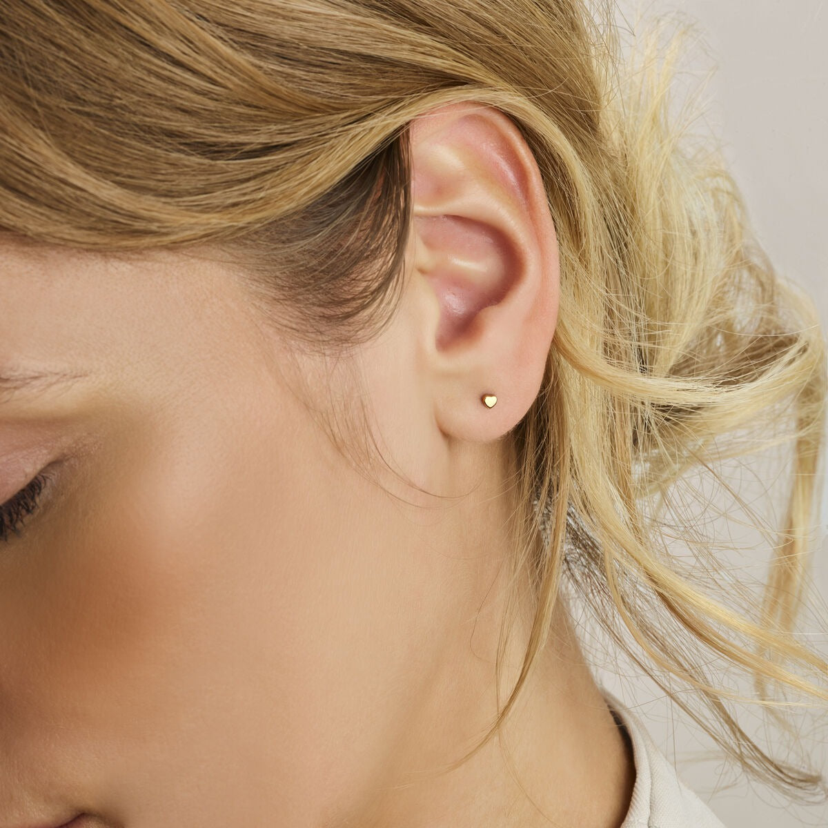 14k złote kolczyki w kształcie serca – 3 mm