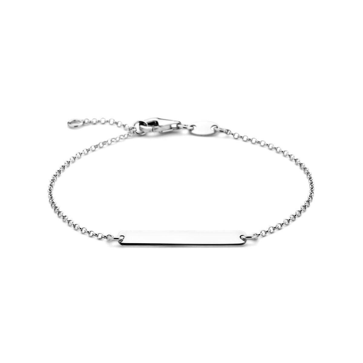 Gerhodineerde zilveren damesarmband met een rechthoekige graveerplaat en een fijne schakelketting.