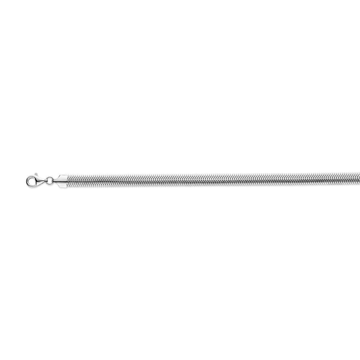 Gerhodineerd zilveren slangencollier van 6,3 mm met een gladde afwerking en een sluiting.