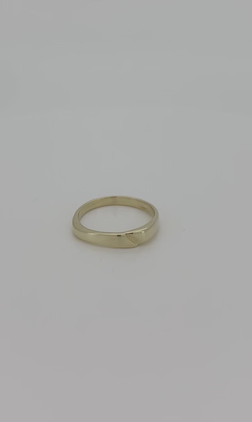 vintage złoty pierścionek 14k 3.9gr