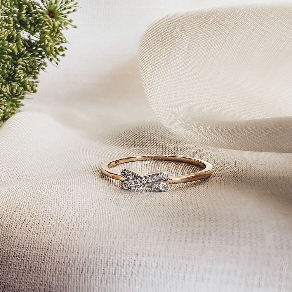 Pierścionek z białego i żółtego złota 14-karatowy z diamentami X-design