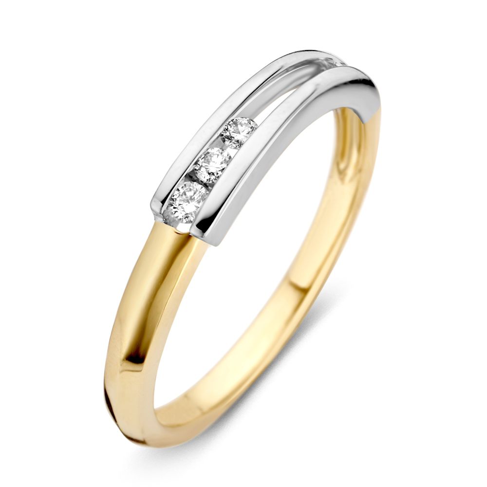 Bicolor gouden damesring van 14 karaat met een glanzende afwerking en drie briljant geslepen diamanten.