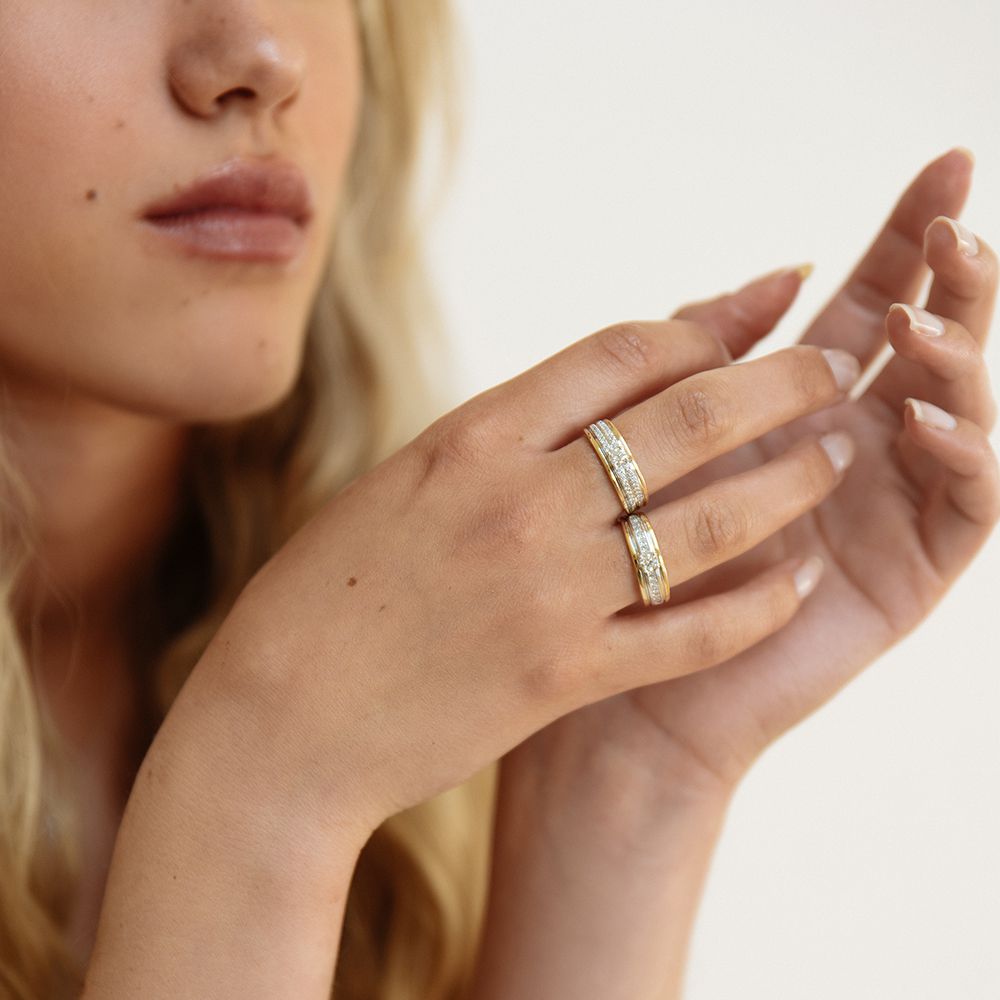 Elegancki Pierścionek Bicolor Złoty z Diamentem w Centrum 0.34 crt.