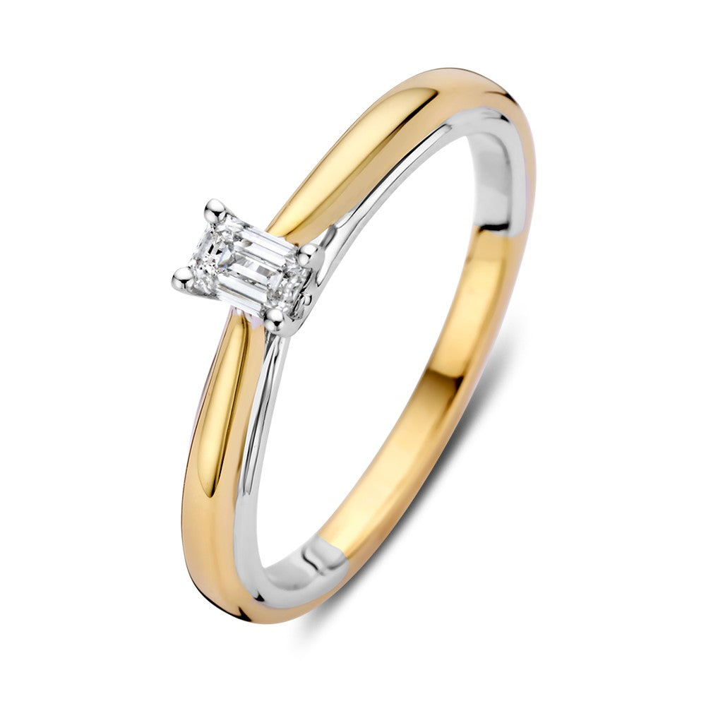 Pierścionek solitair z białego i żółtego złota z diamentem w kształcie emerald 0,22 ct.