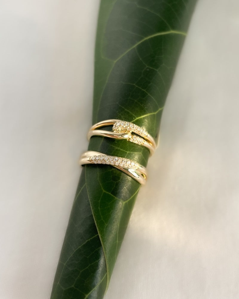 Pierścionek żółte złoto z diamentem 0.15 crt.
