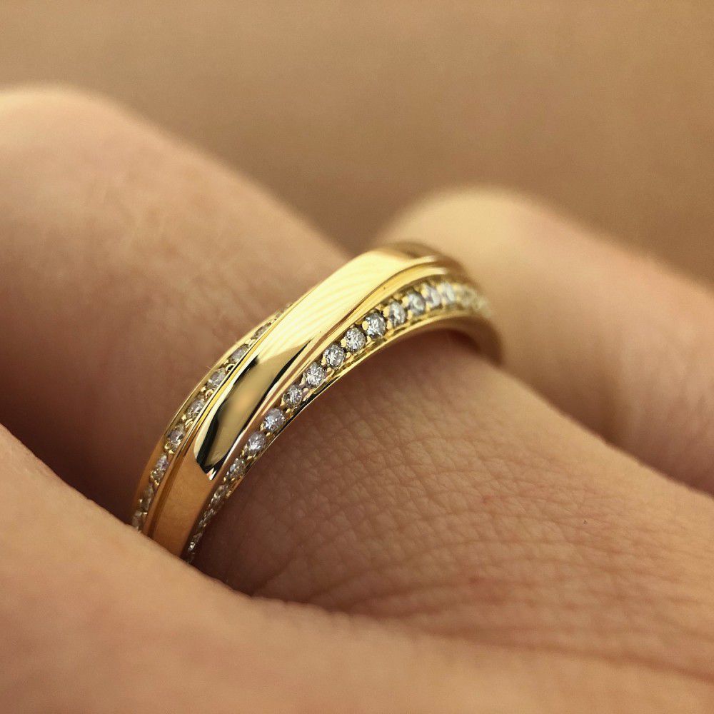 Elegancki Pierścionek z Żółtego Złota z Diamentem – 14 Karatów Złota, 0.32ct Brylant