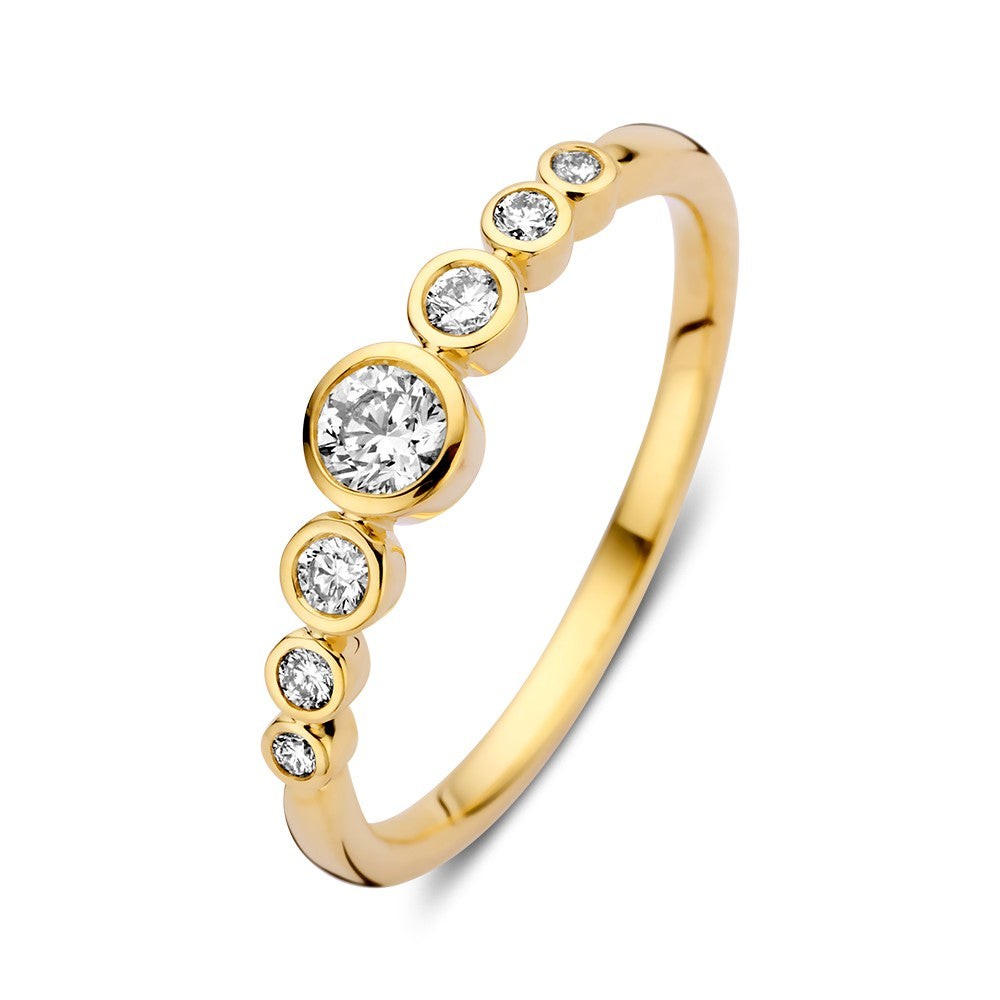 De Elegant Gold Ring van Excellent Jewelry heeft een 14k geelgouden 'Bubbles' ontwerp, gezet met zes ronde witte diamanten van in totaal 0,32ct, elk in een eigen ring langs de band.
