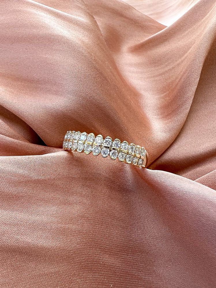 Piękny Pierścionek z Żółtego Złota z Diamentem w Szczególnej Oprawie – 14 Karat Złoto 0.49 crt.