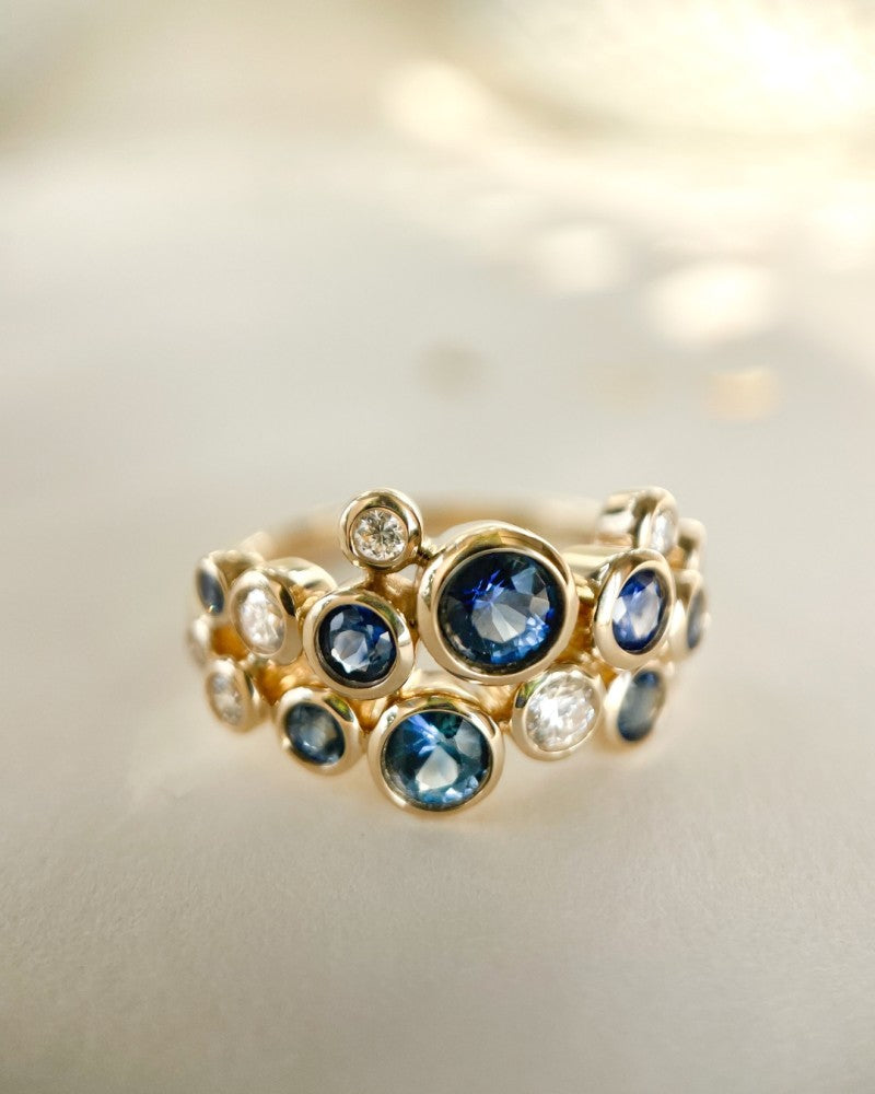 Stylowy pierścionek z 14k żółtego złota z 1.10ct szafirami i 0.29ct diamentami, kolekcja 'Bubbles'