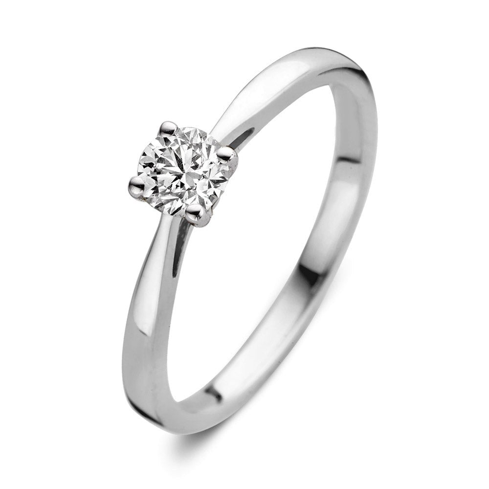 Witgouden ring met een enkele 0,30 crt. diamant in een klassieke zetting.