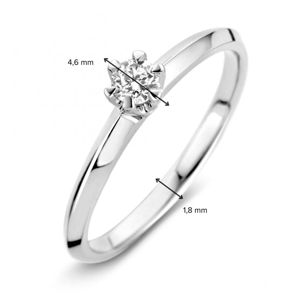 Elegancki pierścionek z 14-karatowego białego złota z diamentem brylantowym o wadze 0,19 karata