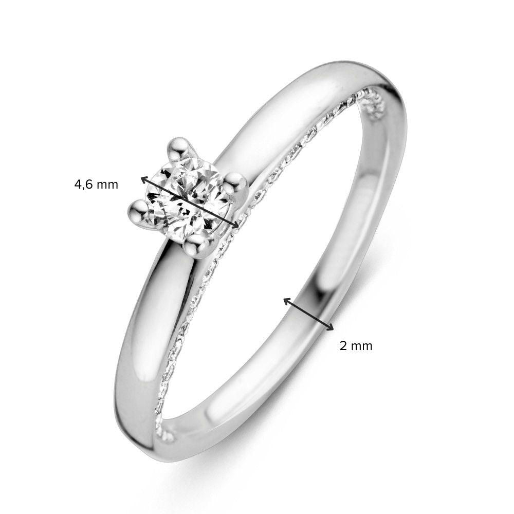 Pierścionek z białego złota z diamentem 0.44 crt.
