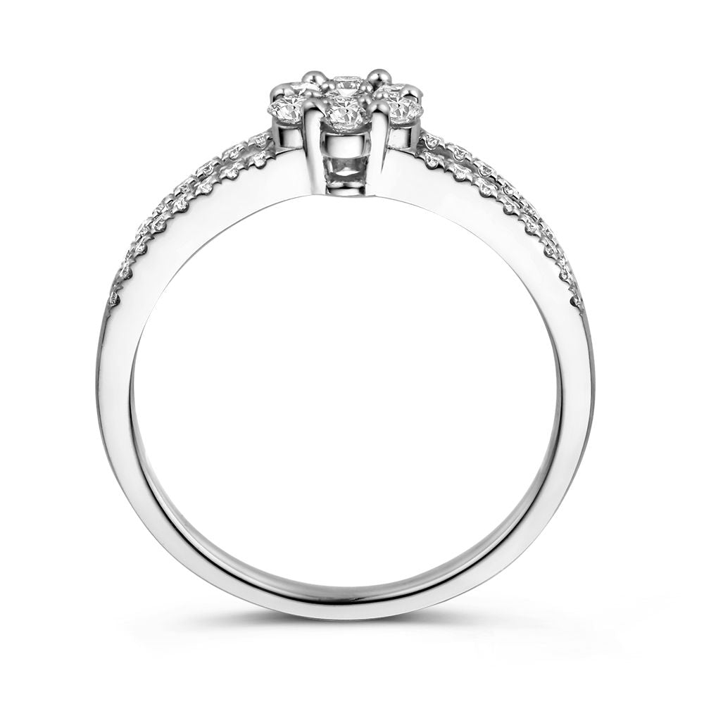 Elegancki pierścionek z białego złota z brylantem w kwadratowej oprawie i unoszącymi się diamentami 0,55 crt.