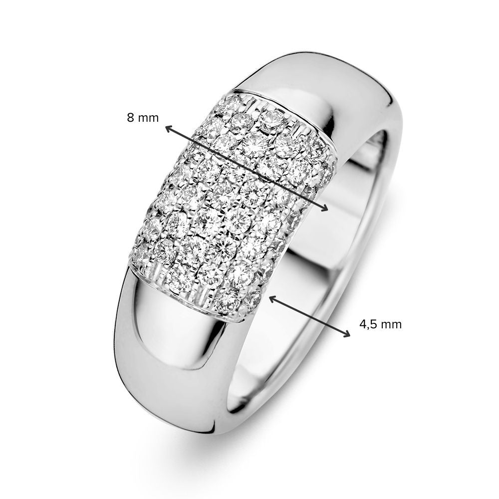 Śmiała pierścionek z białego złota z diamentami w oprawie pavé (0,67 karata łącznie)