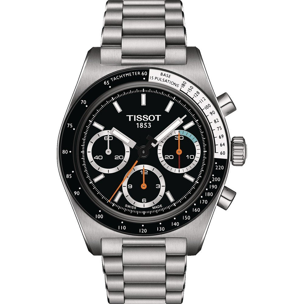 Zegarek Tissot PR516 z czarną tarczą, stalową kopertą i bransoletą, z trzema subtarczami.