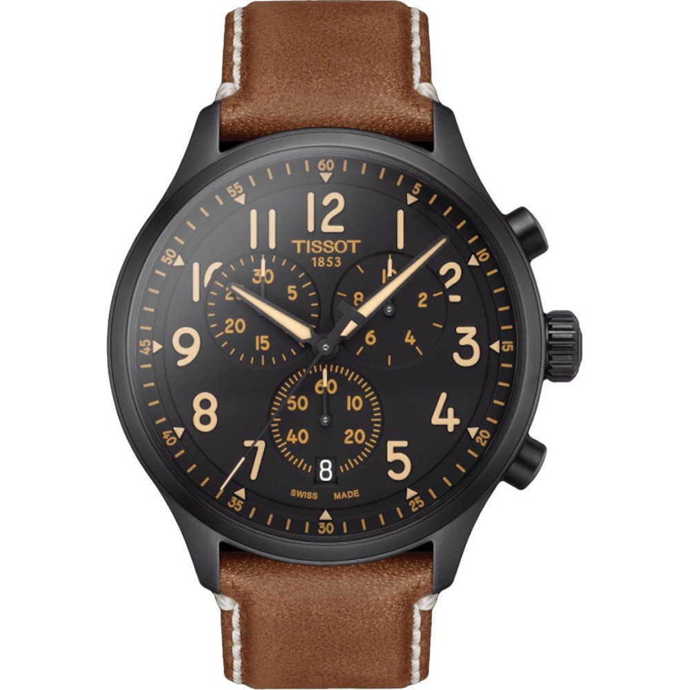 Czarny zegarek Tissot Chrono XL z brązowym skórzanym paskiem i dużą tarczą z cyframi.