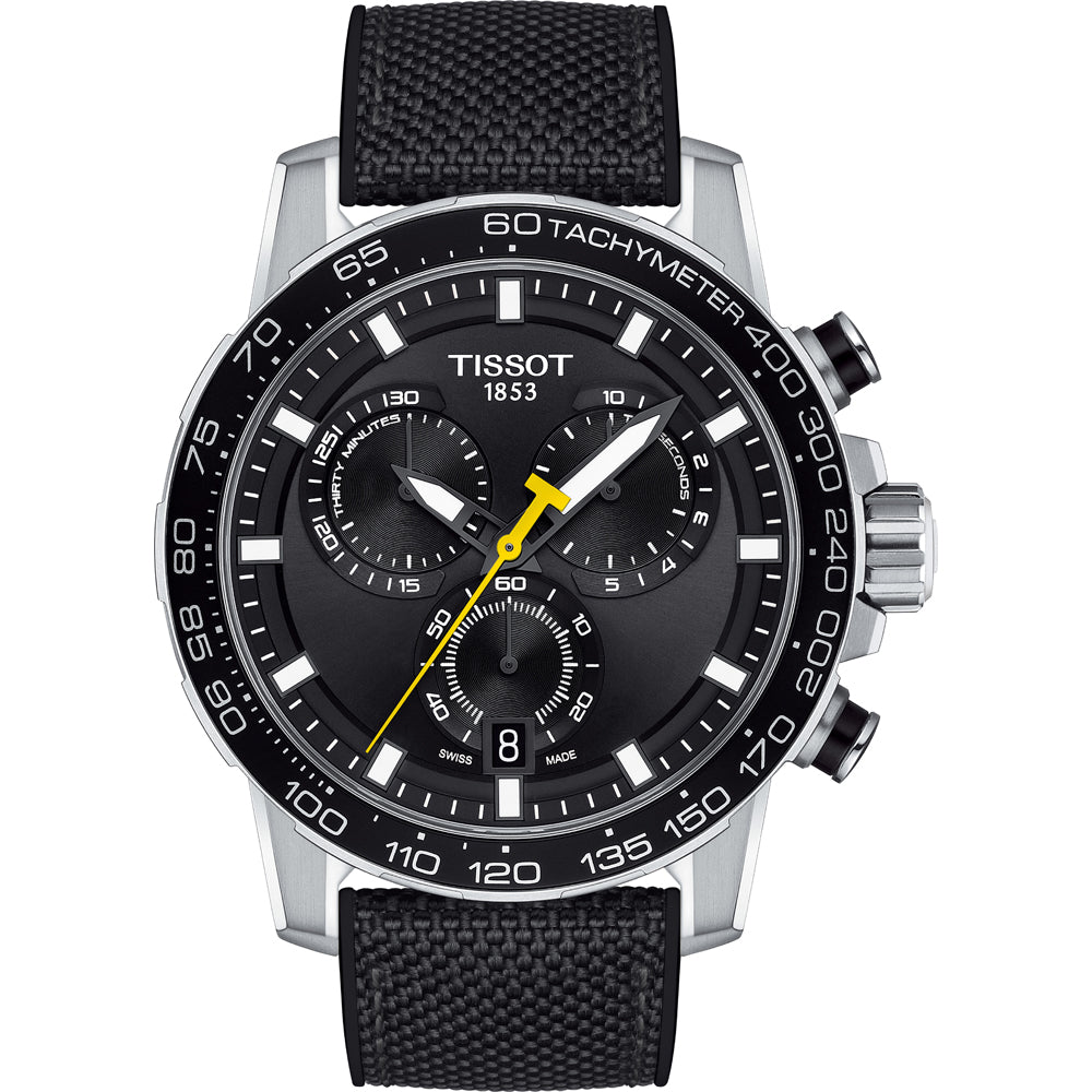 Zegarek Tissot Supersport Chrono z czarną tarczą, stalową kopertą i czarnym paskiem.
